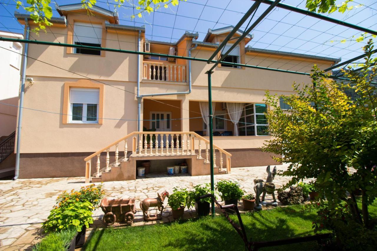 Guest House בלאגאי מראה חיצוני תמונה