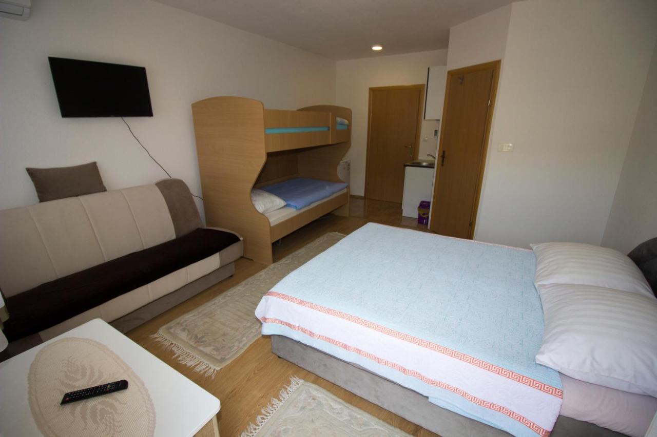 Guest House בלאגאי מראה חיצוני תמונה