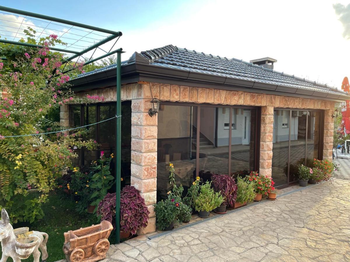 Guest House בלאגאי מראה חיצוני תמונה